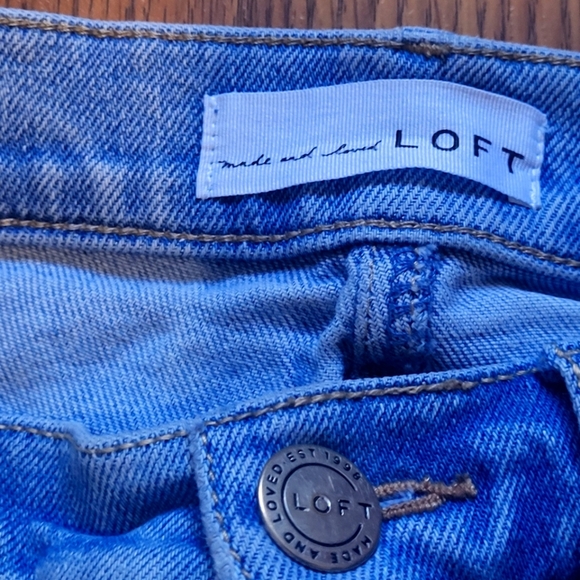Loft Embroidered Womens Crop Blue Denim Jeans Waist 25 Size 0 - Picture 7 of 10